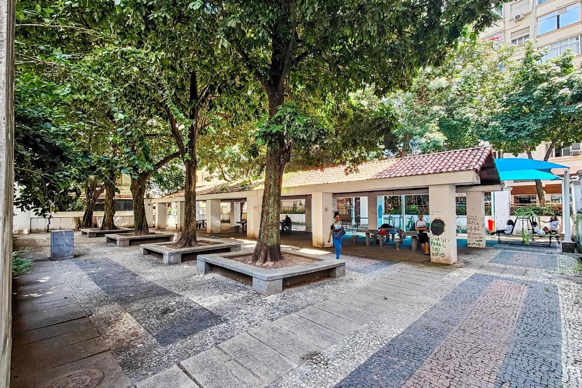 Plaza Copacabana - 4 Hospedes, Conforto E